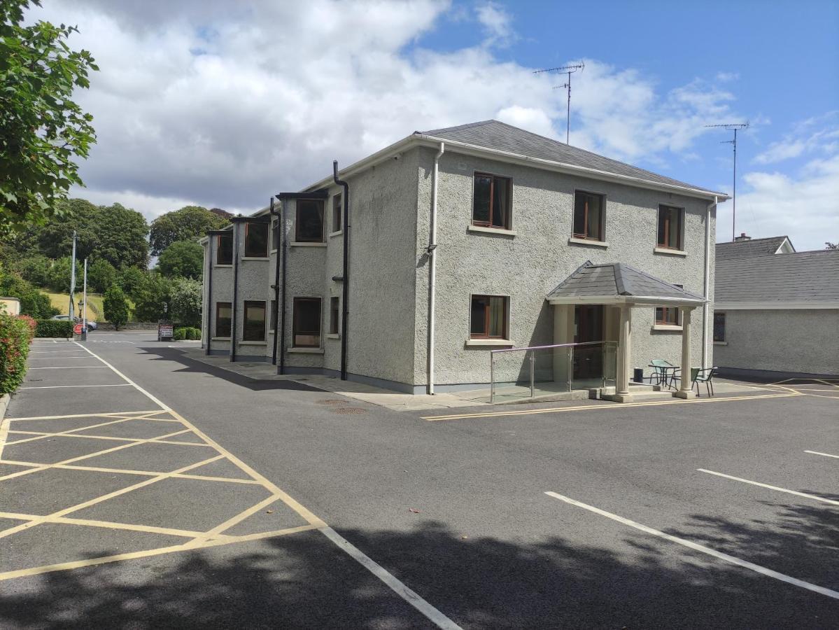 Ma Dwyer'S Guest Accommodation Navan Exterior photo